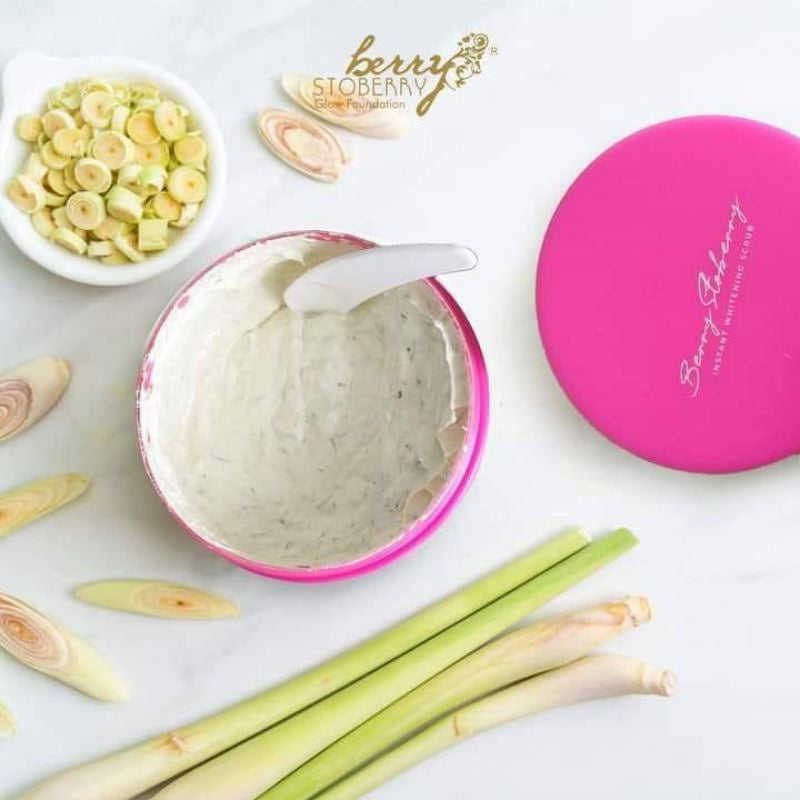 Berry Stoberry Instant Whitening Scrub